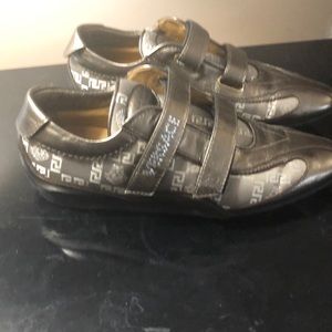 Versace sneakers size 36 (6)
